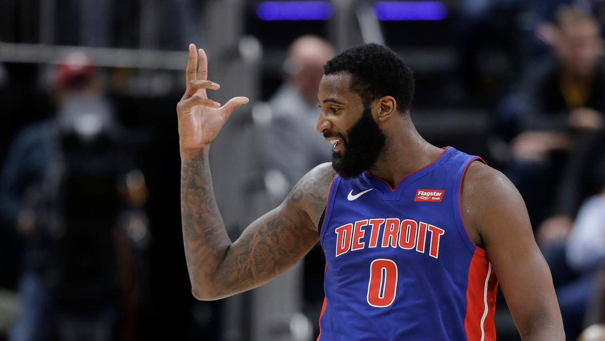 亚洲关于意大利杯赛程吃紧，费城76人转会期篮板制胜，媒体盛赞，细节决定成败的信息