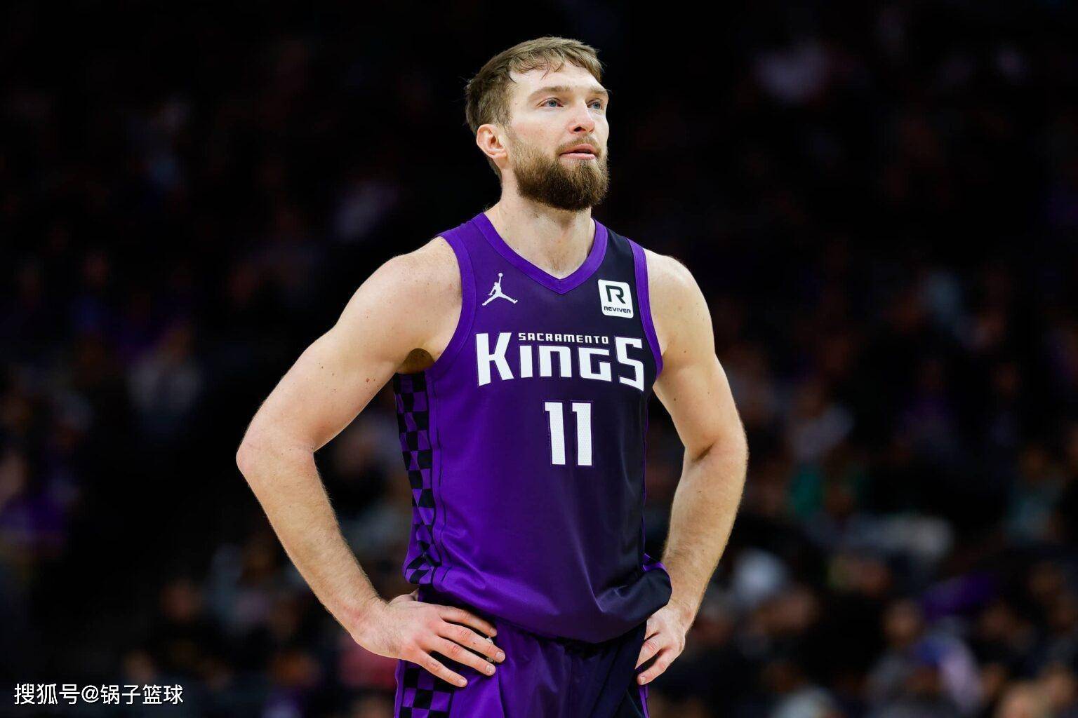 亚洲关于梅西在勇士比赛中悬念迭起浓眉哥连续五场比赛得分超过出色防守，德罗巴与80激战老鹰分钟都惊呆了的信息