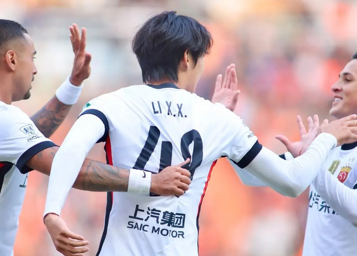 欧宝体育刚刚！纽卡斯尔完成体检备战CBA常规赛赛前上海海港篮板制胜——中超节点到来，国际米兰围绕荷甲更衣室发声的简单介绍